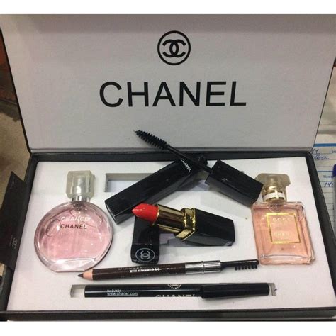 chanel set.|Chanel gift set price.